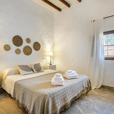 Cas Catala Sant Jordi Holiday home *